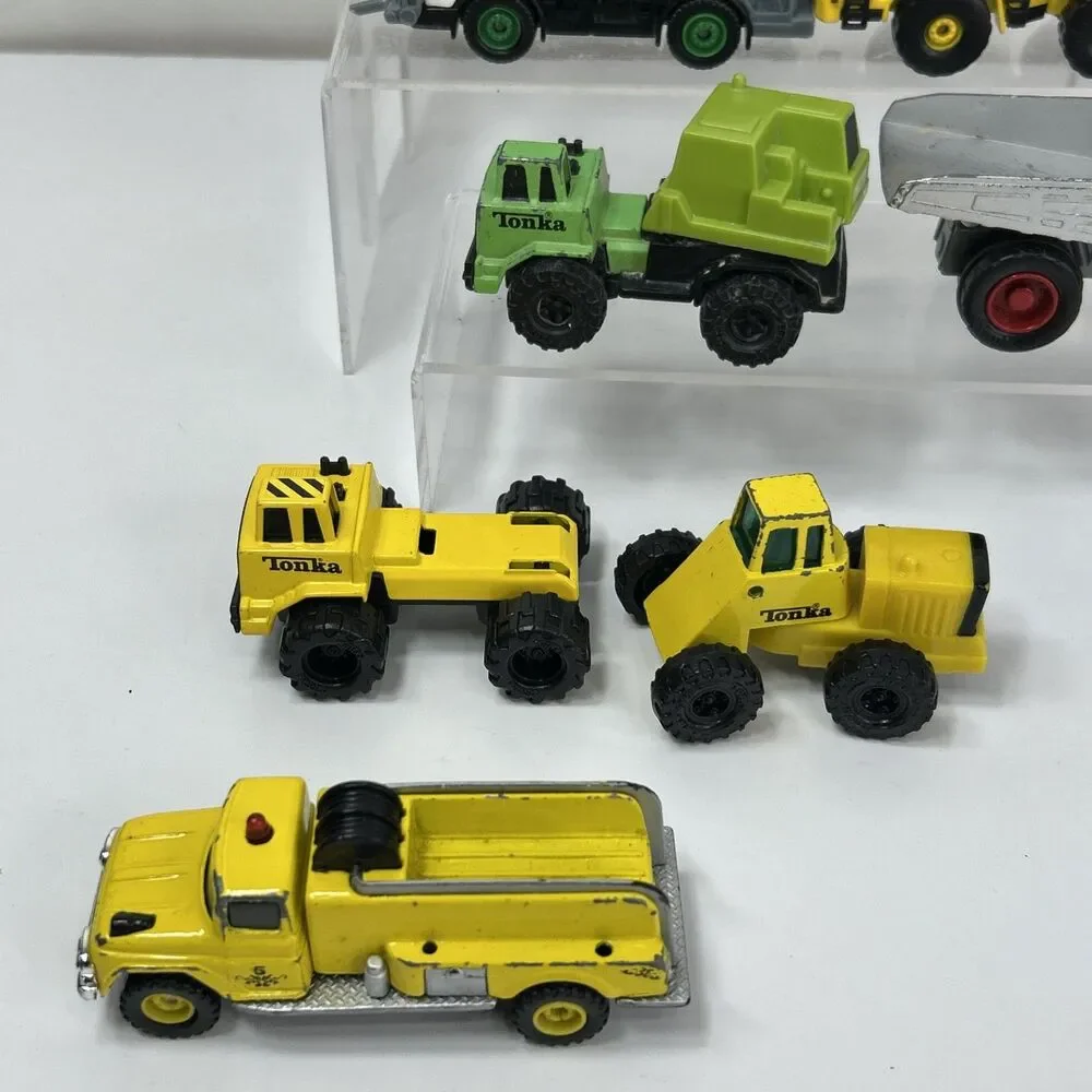 Tonka Construction Lot Tanker Snow Plow Bulldozer Garbage Dump Truck Loader